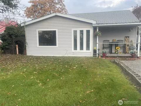 215 Dewberry E, Omak, WA 98841