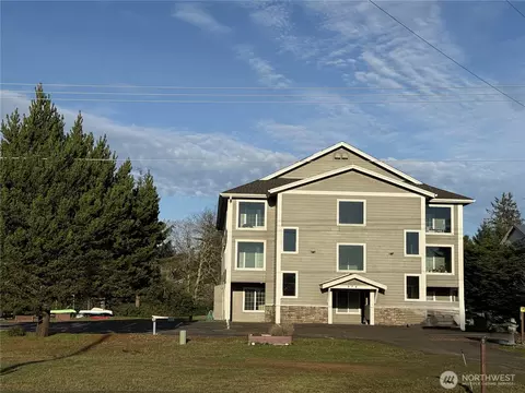 978 Point Brown Ave SE #3, Ocean Shores, WA 98569