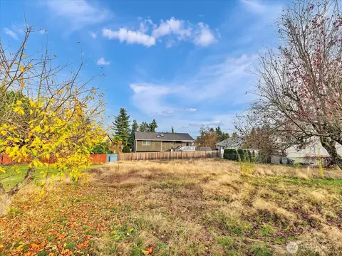 7723 Cascade Dr, Everett, WA 98203 photo 13