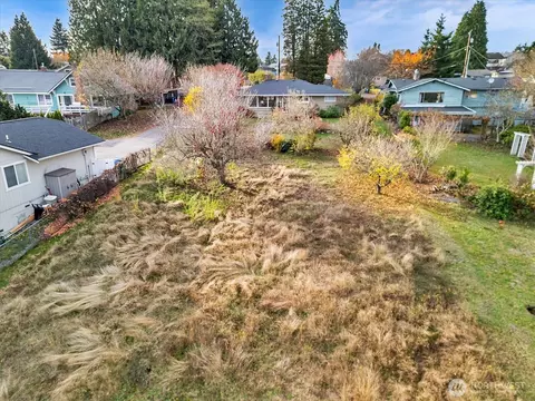 7723 Cascade Dr, Everett, WA 98203 photo 4