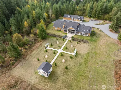 3508 383rd St E, Roy, WA 98580