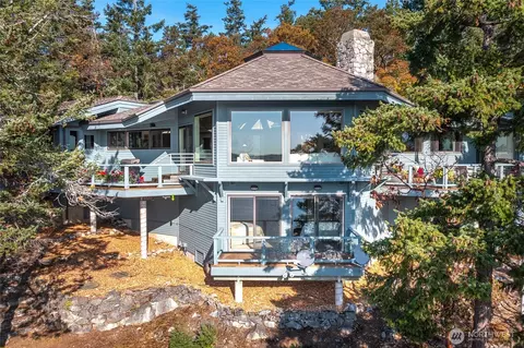 Exterior - 573 Harborview Ln, Orcas Island, WA 98243 photo 1 of 6