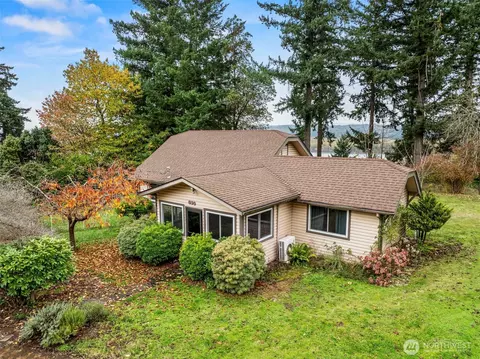690 N 3rd Pl, Kalama, WA 98625