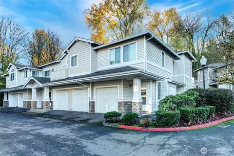 4207 S 223rd St #204, Kent, WA 98032
