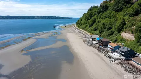 View/Area - 10 S Beach Dr, Everett, WA 98206 photo 2 of 7