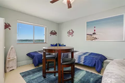 Bedroom - 10 S Beach Dr, Everett, WA 98206 photo 3 of 3