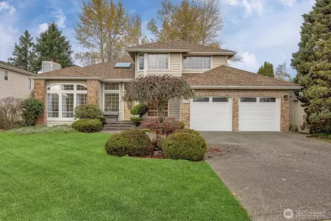 5318 Galleon Dr NE, Tacoma, WA 98422