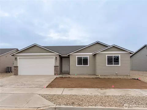 70 Salmon Dr, Wenatchee, WA 98801