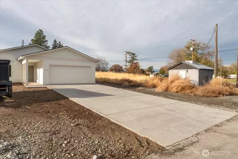 36 Simpson St, Mansfield, WA 98830