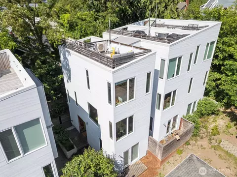 3642 A Interlake Ave N, Seattle, WA 98103