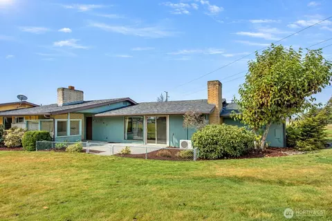 Exterior - 1301 S 3rd Ave #19D, Sequim, WA 98382 photo 4 of 9