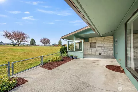 Exterior - 1301 S 3rd Ave #19D, Sequim, WA 98382 photo 5 of 9