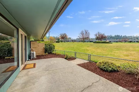 Exterior - 1301 S 3rd Ave #19D, Sequim, WA 98382 photo 3 of 9