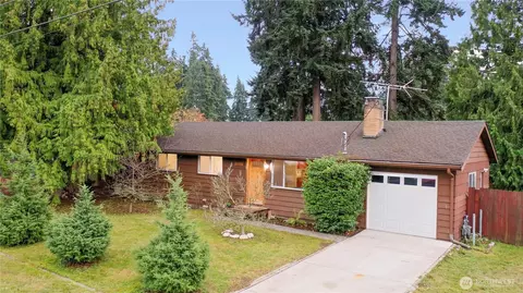 5902 178th St SW, Lynnwood, WA 98037