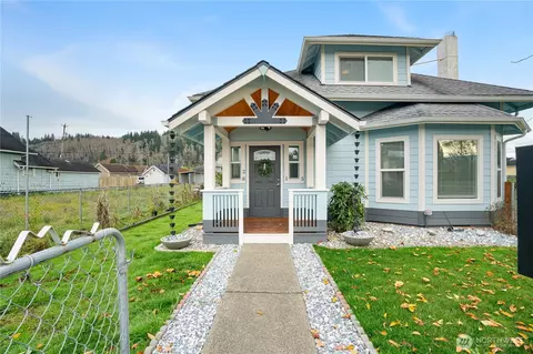2815 Aberdeen Ave, Hoquiam, WA 98550