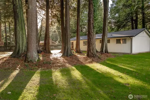 Exterior - 8030 Dean Dr, Custer, WA 98240 photo 6 of 9