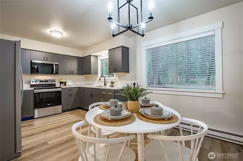 Dining - 8030 Dean Dr, Custer, WA 98240 photo 2 of 5