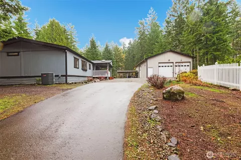 10569 Glenwood Rd SW, Port Orchard, WA 98367