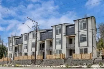 18717 68th Ave NE #102, Kenmore, WA 98028