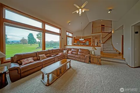 Living - 15301 147th Ave E, Orting, WA 98360 photo 2 of 2
