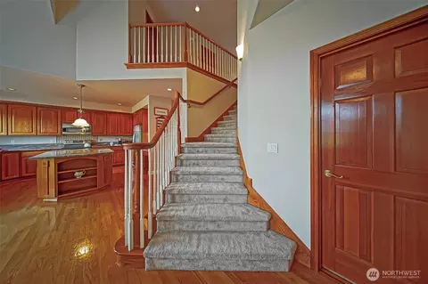 Entry Way - 15301 147th Ave E, Orting, WA 98360 photo 3 of 3