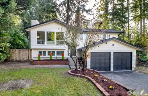 3696 SE Greenbriar Pl, Port Orchard, WA 98366