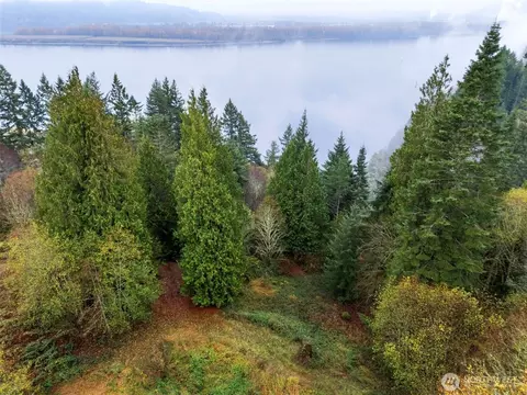 205 W Newt Estates Rd, Longview, WA 98632
