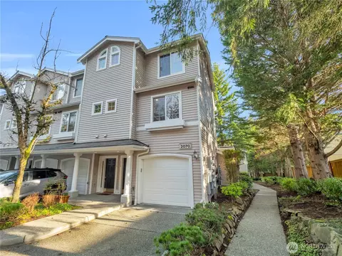 2070 132nd Ave SE #712, Bellevue, WA 98005