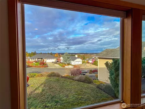 View/Area - 31 Opal Ln, Sequim, WA 98382 photo 1 of 3