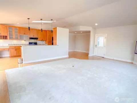 Living - 31 Opal Ln, Sequim, WA 98382 photo 3 of 4