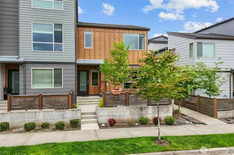 32652 Hemlock Ave SE, Black Diamond, WA 98010