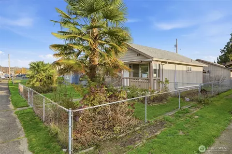 344 Douglas St, Longview, WA 98632 photo 3