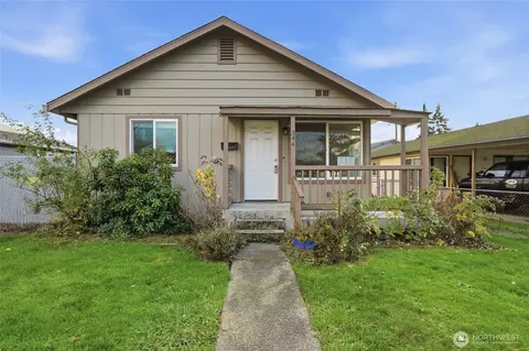 344 Douglas St, Longview, WA 98632
