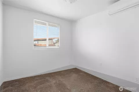 344 Douglas St, Longview, WA 98632 photo 13