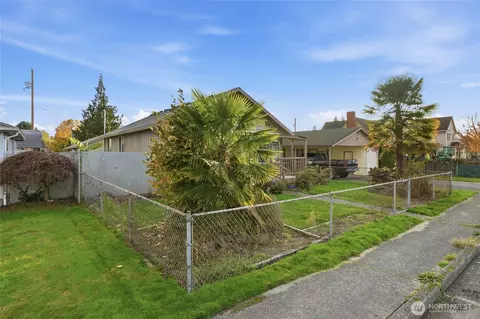 344 Douglas St, Longview, WA 98632 photo 4