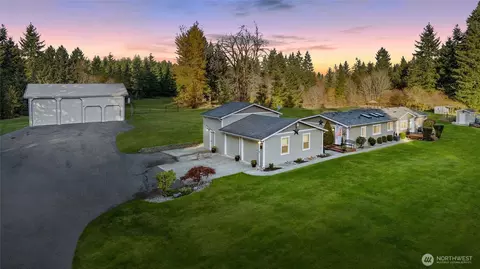 12742 118th Ave SE, Rainier, WA 98576