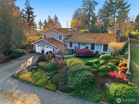 20903 5th Ave S, Des Moines, WA 98198