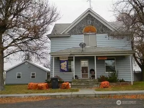 307 E 3rd Ave, Odessa, WA 99159