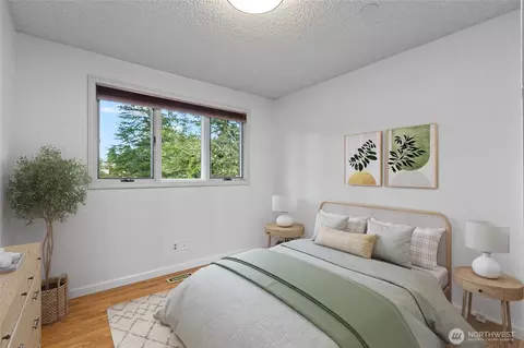 Bedroom - 16232 122nd Ave NE, Bothell, WA 98011 photo 4 of 4
