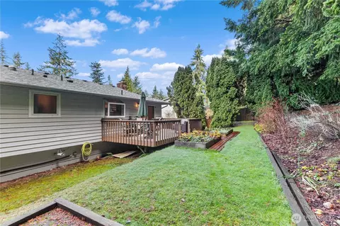 Exterior - 16232 122nd Ave NE, Bothell, WA 98011 photo 5 of 8