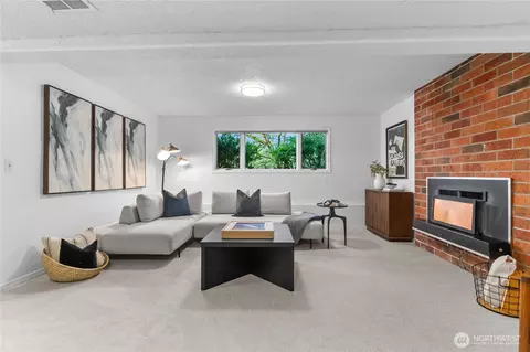 Living - 16232 122nd Ave NE, Bothell, WA 98011 photo 5 of 5