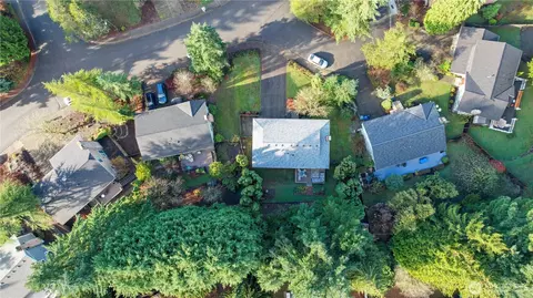 View/Area - 16232 122nd Ave NE, Bothell, WA 98011 photo 1 of 2