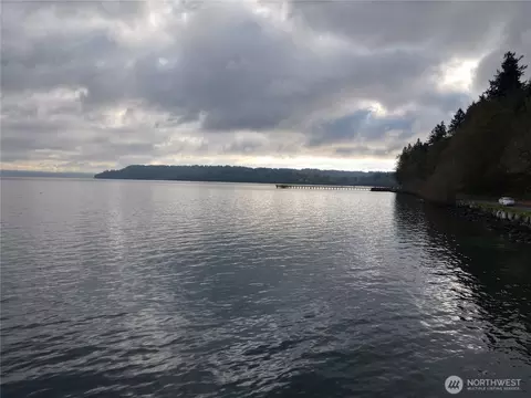 21400 Dockton Rd SW, Vashon, WA 98070