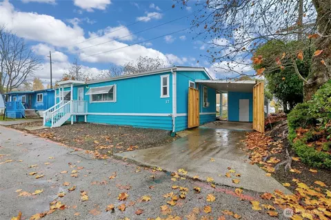 111 99th St S #17, Tacoma, WA 98444
