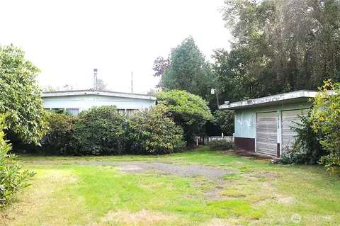 2315 Pleasant Dr S, Westport, WA 98595