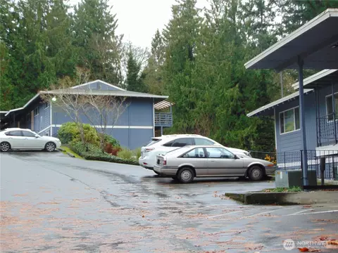 Exterior - 303 Poppy Rd, Bothell, WA 98012 photo 18 of 19