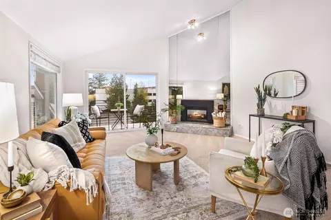 3211 Nassau St #4, Everett, WA 98201