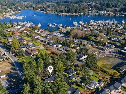 3916 Rosedale St, Gig Harbor, WA 98335