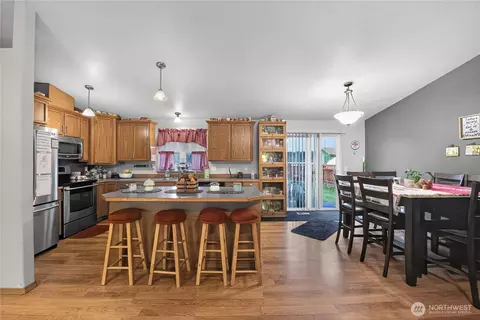Kitchen - 214 Cedar St E, Roy, WA 98580 photo 1 of 1