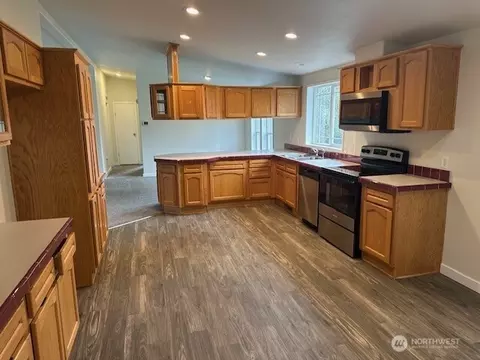 307 E State Route 4, Cathlamet, WA 98612 photo 9